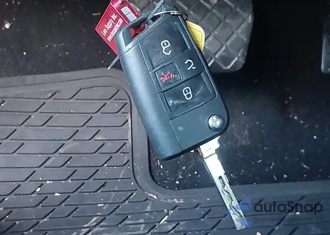 2018 Volkswagen Tiguan 2.0T S z USA, uszkodzony, nr VIN 3VV0B7AX4JM091949